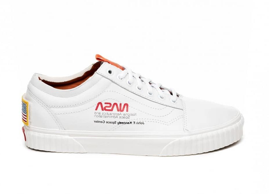 Vans nasa shop low white